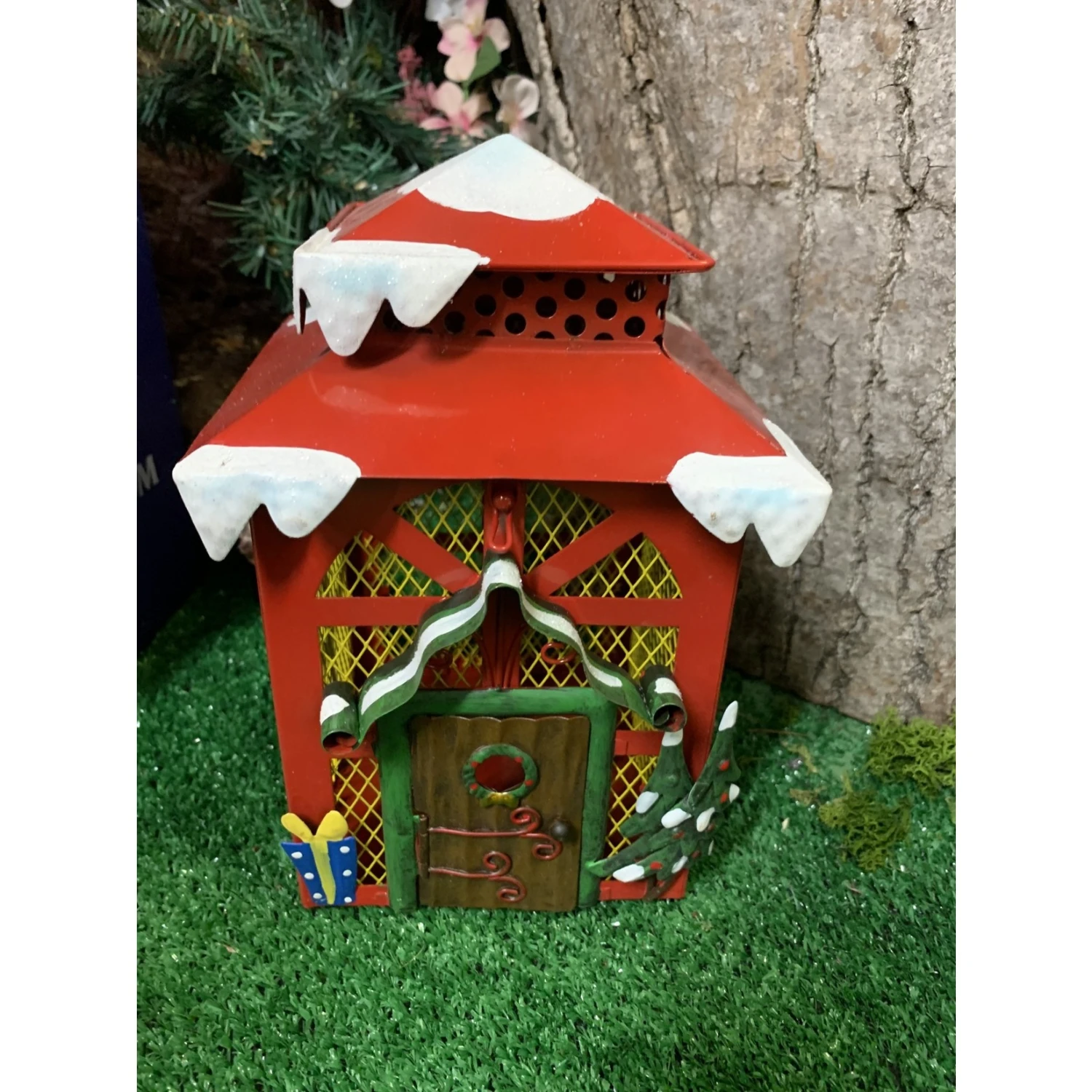 Elf Wonderland - Christmas Lantern House 2 Elf Wonderland - Christmas Lantern House - Image 2